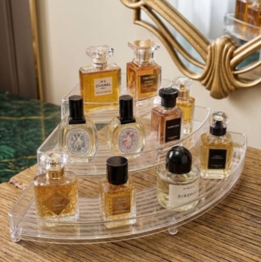 Versatile Corner Storage Shelf